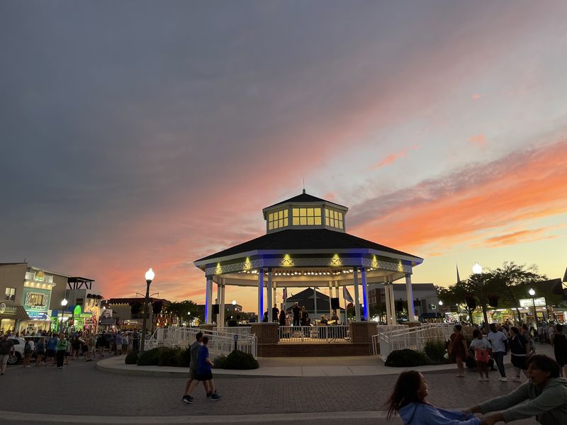 Rehoboth Beach: Sea Witch Magic on the Boardwalk