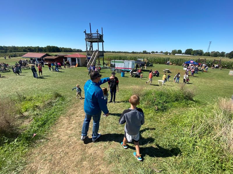 Lynd Fruit Farm: Pick Apples, Then Play in Pataskala