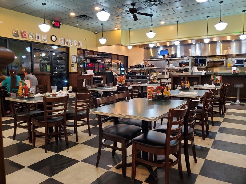Metro Diner