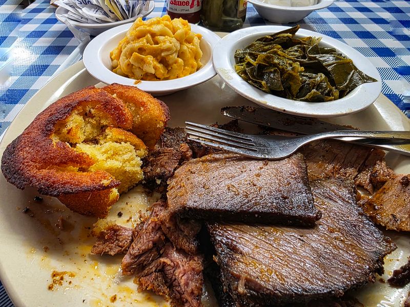 H&H Soul Food Restaurant