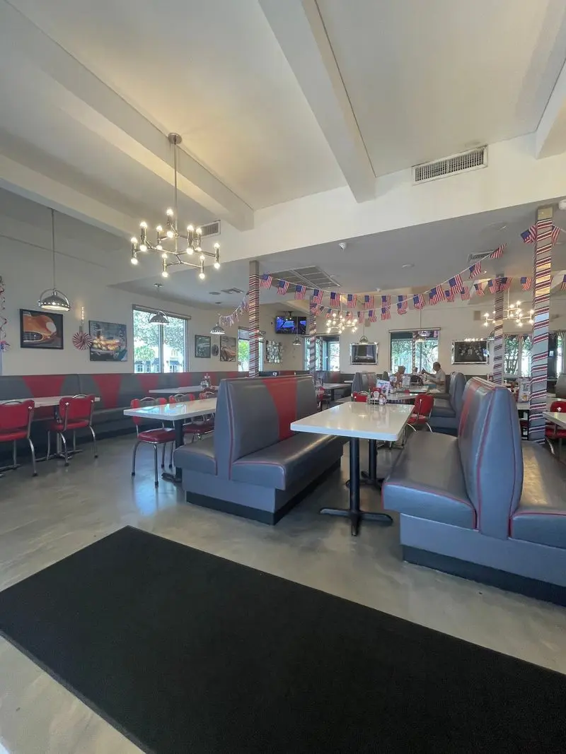 Lester's Diner