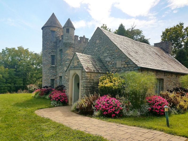 Yes, There Really Is a Stone Castle in Oldham County