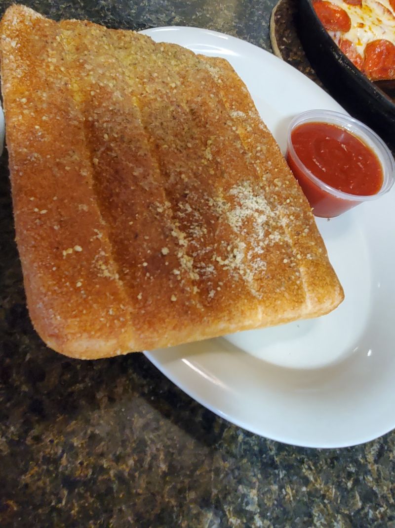 Garlic Bread Makes Waiting More Fun