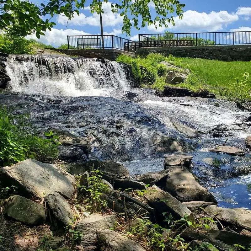 Valley Falls Park Makes an Ordinary Morning Feel Special