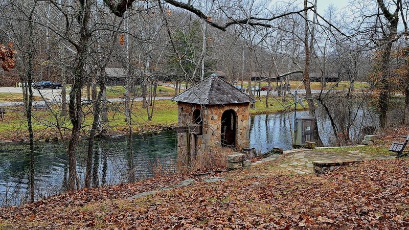 Easy Strolls for the Non-Fishing Crowd