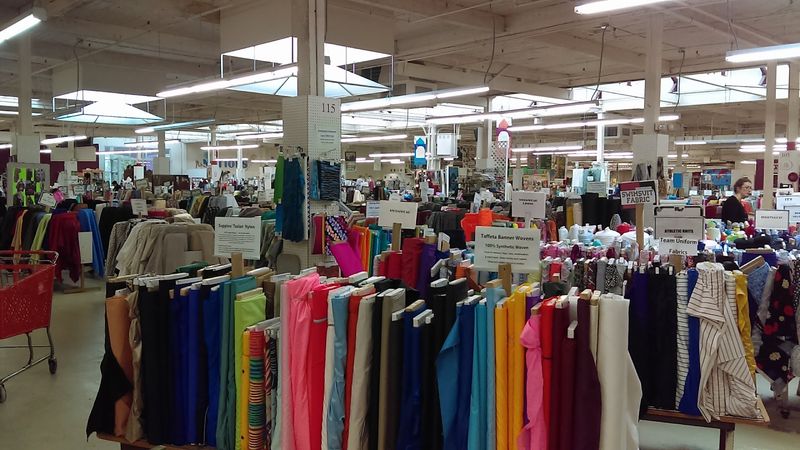 Friendly Experts Who Actually Know Their Fabric