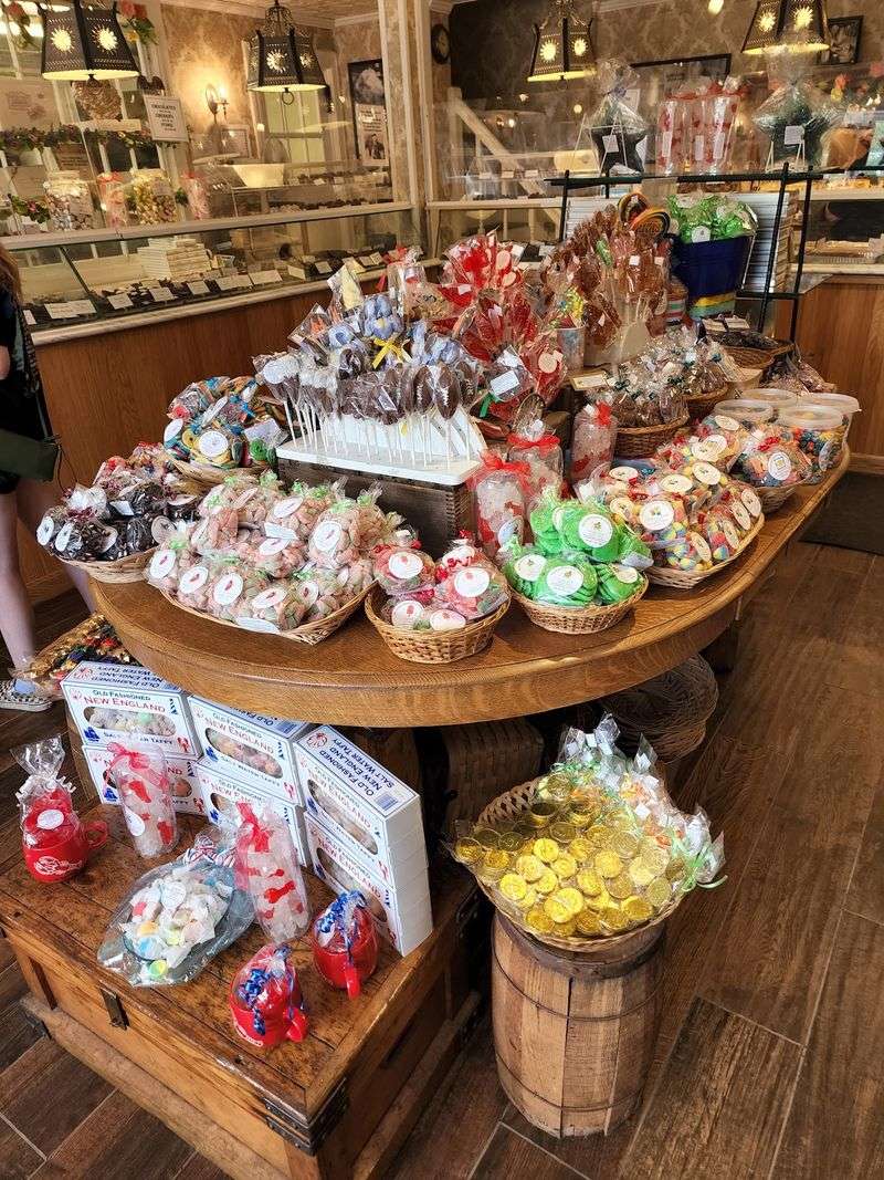 A Candy Gift Carries the Visit Home