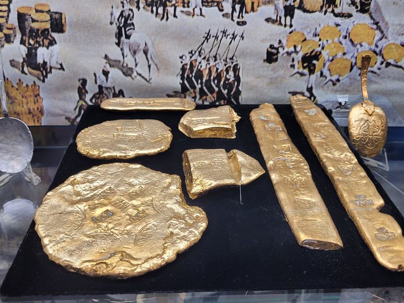 Gold Bars That Make Ocean History Feel Real