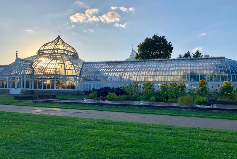 A Millionaire's Gift Became Everybody's Glass Palace
