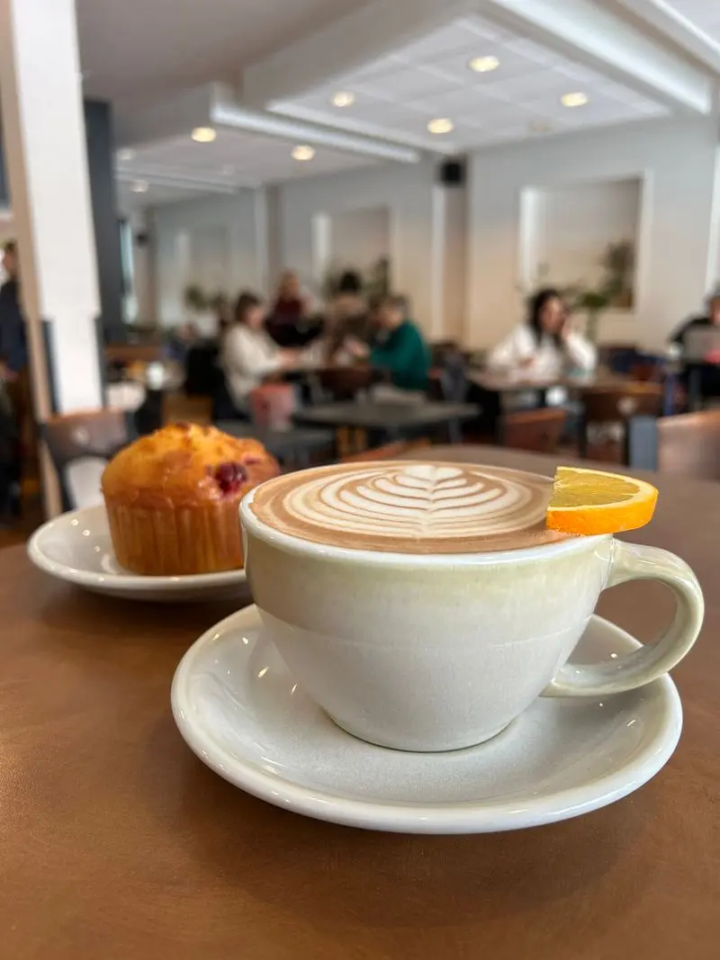 A Rainy-Day Plot Twist at Plate 21, Toledo