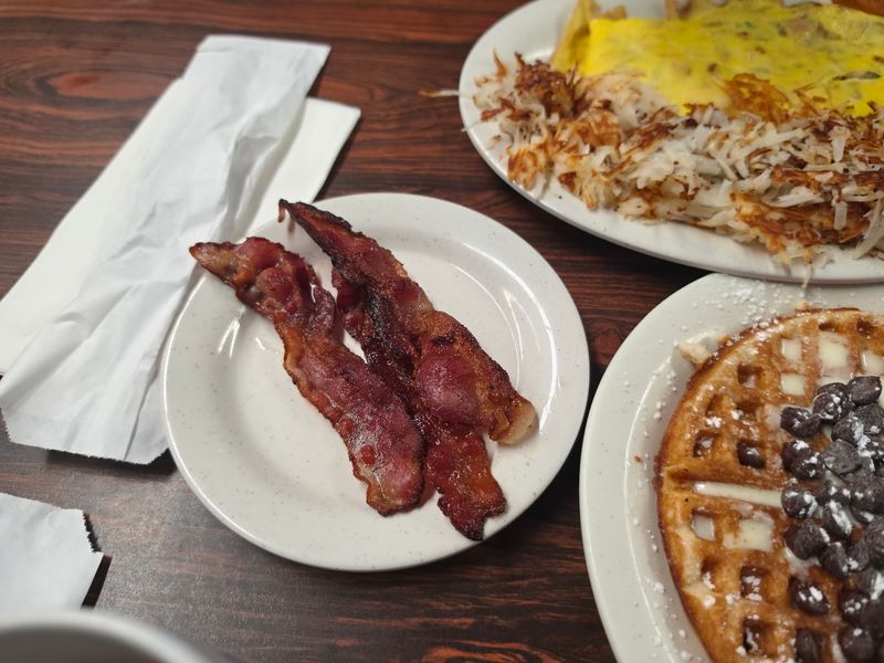 Sweet or Savory Savings at Farmhouse Diner, Leicester