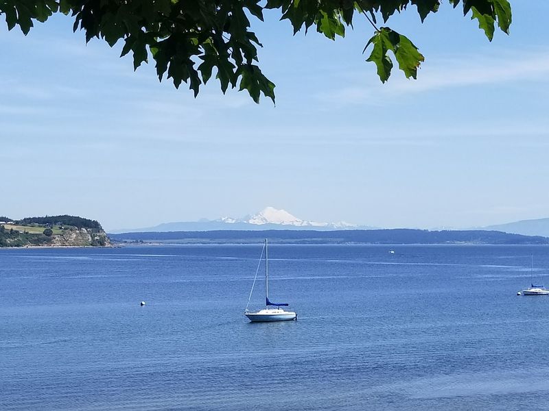 Bluff Views That Make Little Hikers Feel Like Explorers