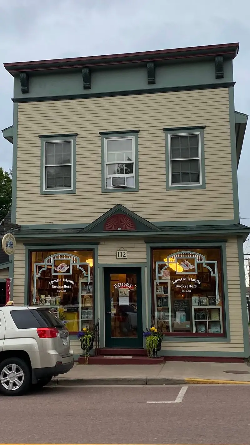 Apostle Island Booksellers in Bayfield