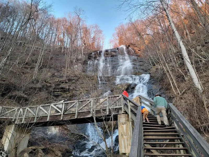 A 729-Foot Drop That Unfolds in Stages