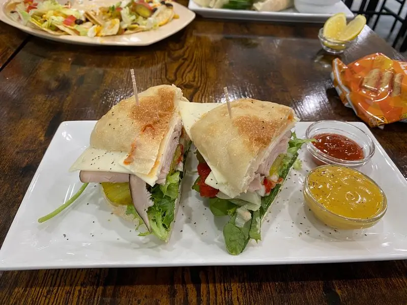 Back to Nature Bistro