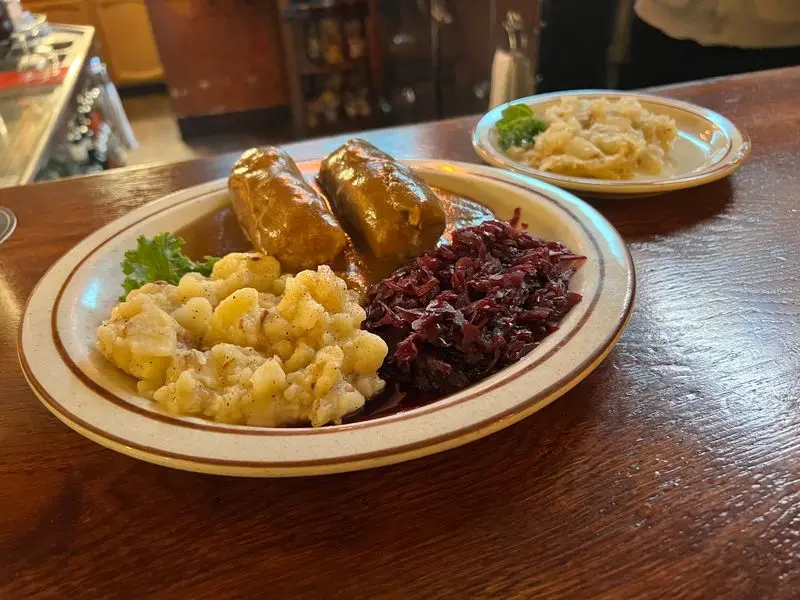 German Dinner Plates Bring More Than Background Flavor