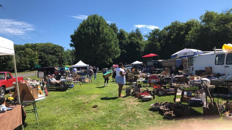 The Woodbury Flea Market