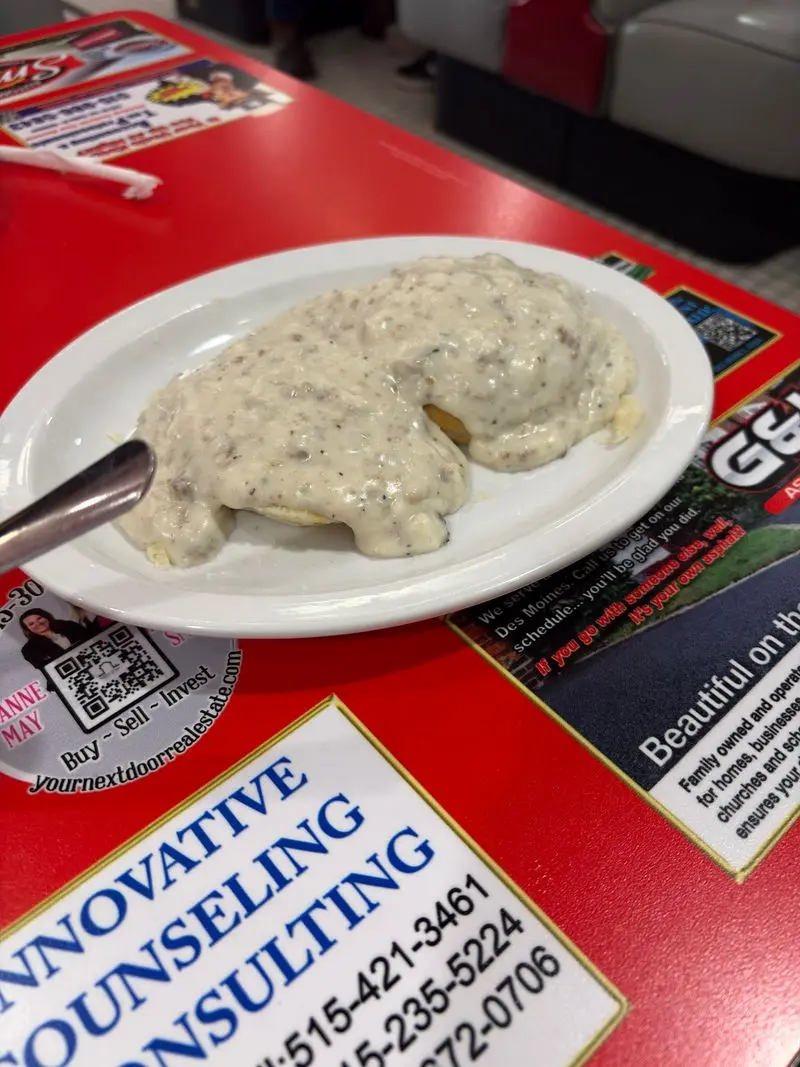 Biscuits and Gravy Offer Another Comfort Route