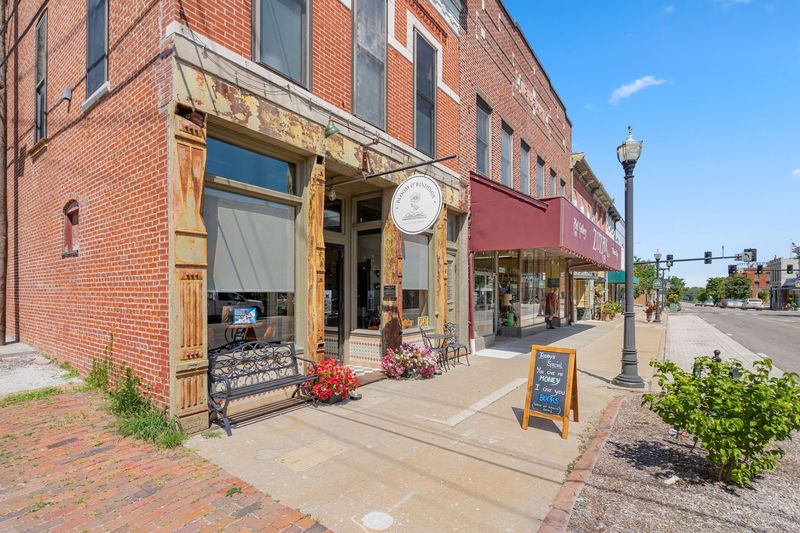 Hours, Address, And Planning Your Stop