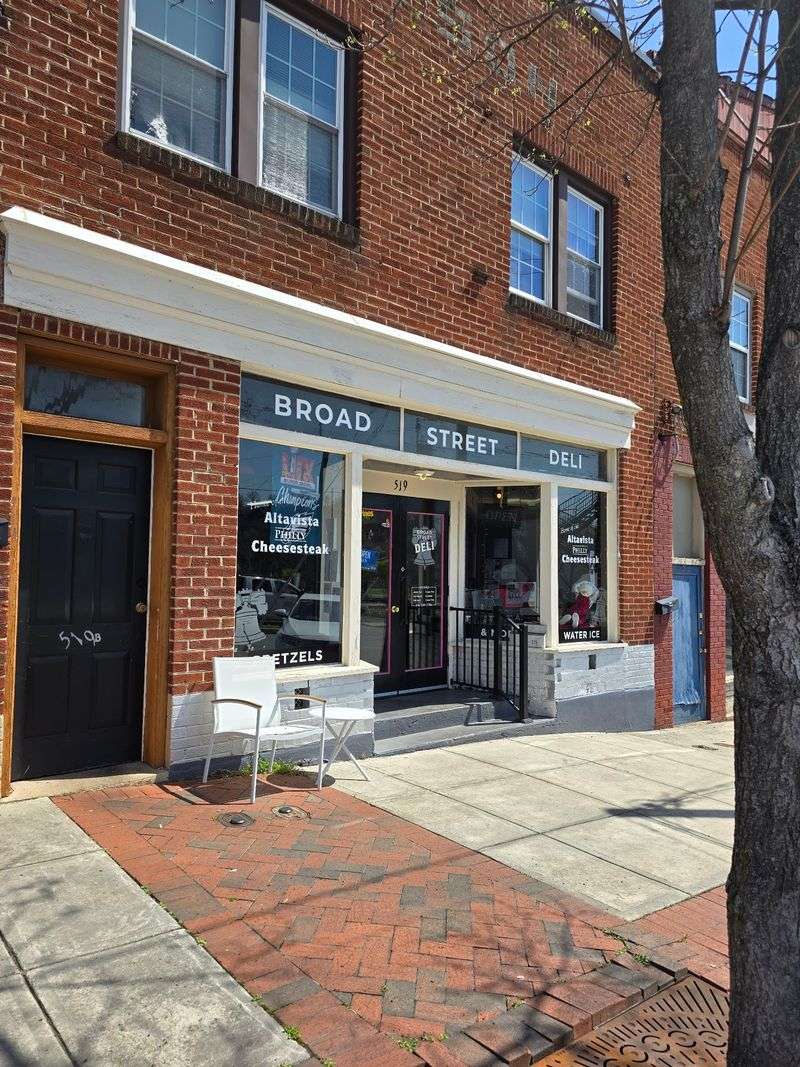 Broad Street Deli Altavista