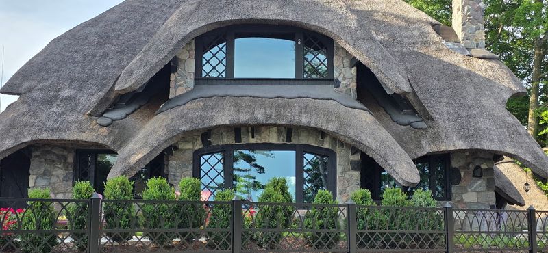 Roofs That Look Like They're Slowly Melting
