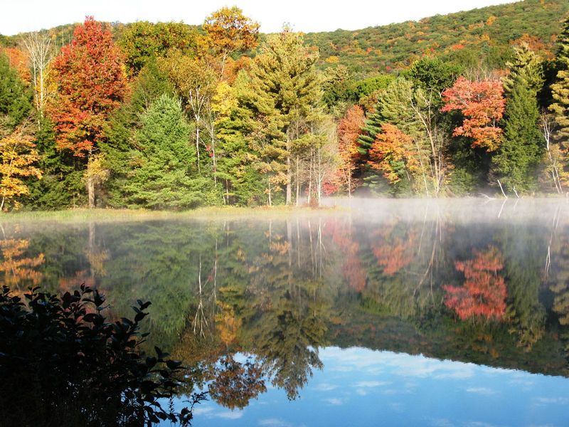 Mount Holyoke Range State Park: Color Along the Ridgeline