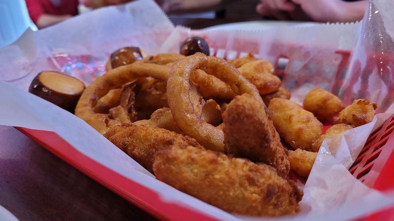 Good Luck Choosing Just One Appetizer From This Lineup