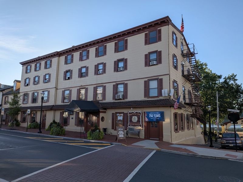 King George II Inn