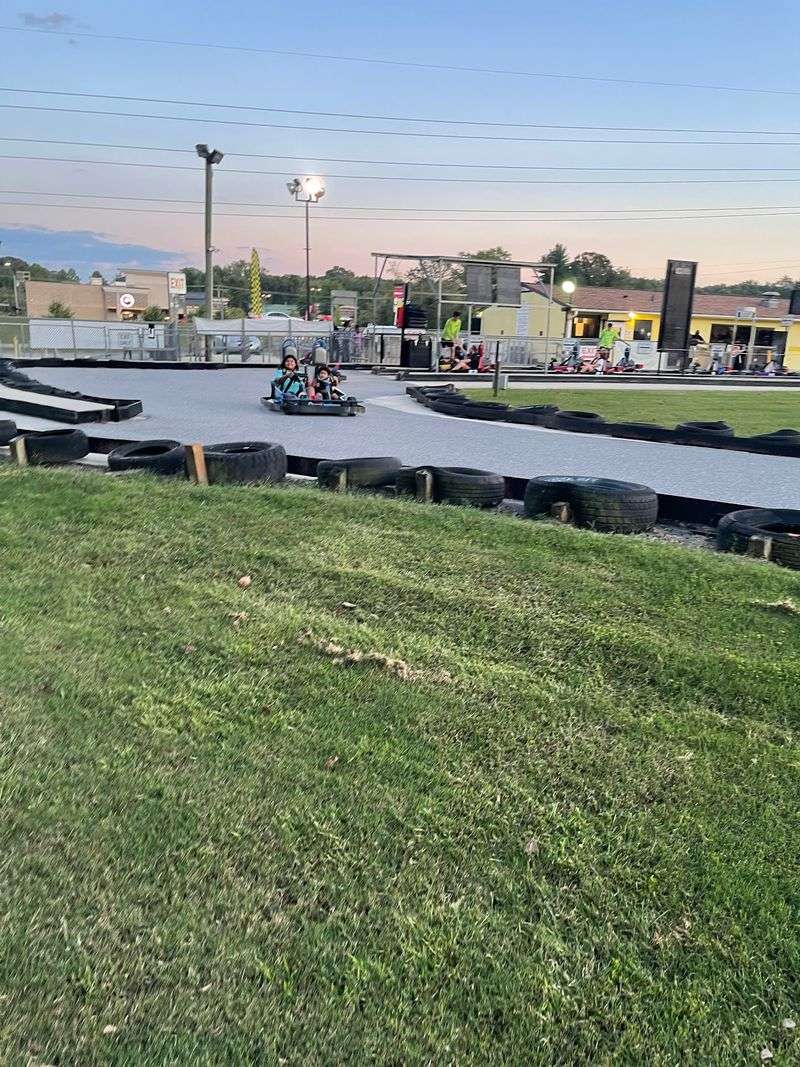 Weekend Hours Made For Saturday Racing