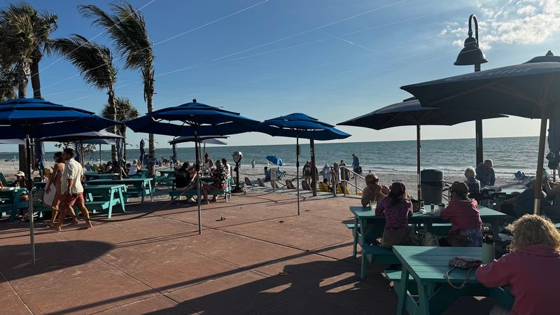 Live Music Gives The Breeze A Soundtrack