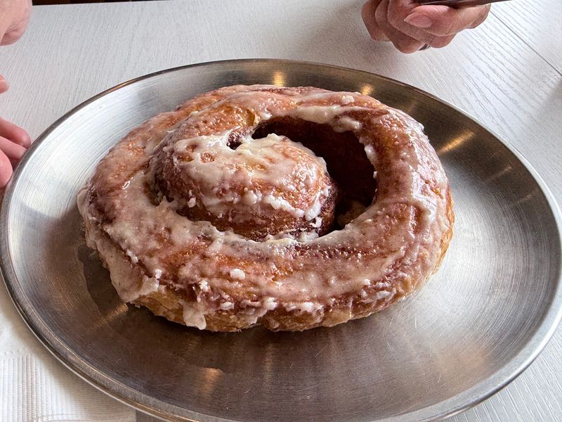 Cruffin & Tea - Jacksonville