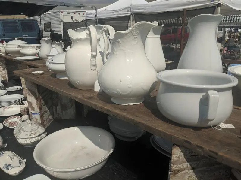Milk Jugs, Crocks, And Buckets Are Basically Calling Your Name