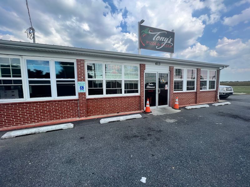 Tony's Pizza & Pasta, Bridgeville, DE