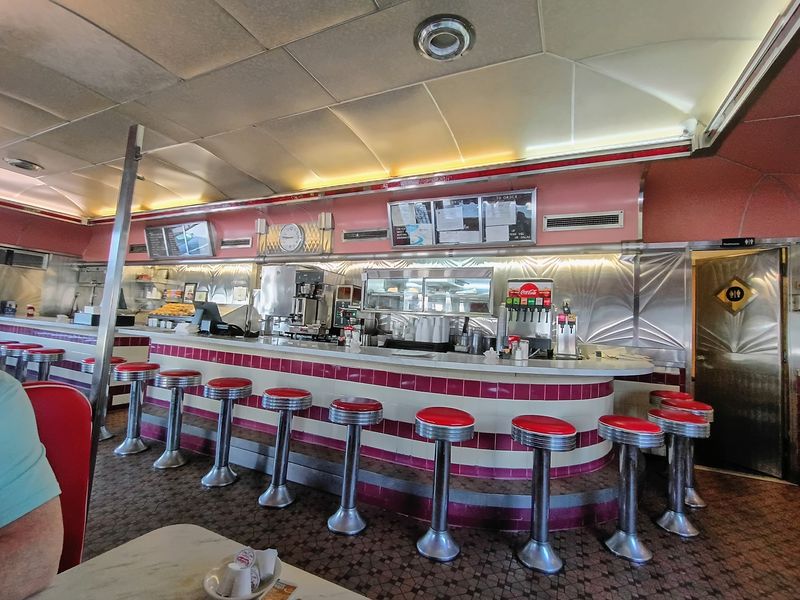 Glider Diner