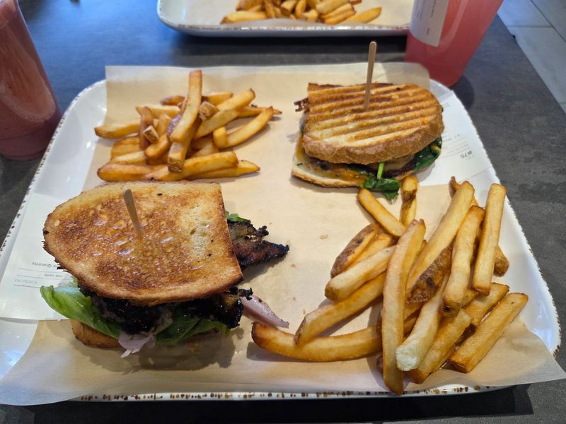 JAWA Sandwich Shop