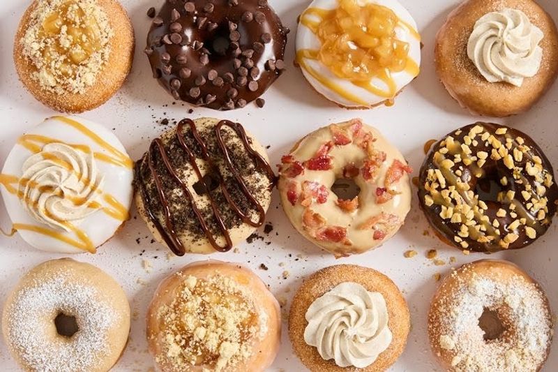 A Pumpkin-and-Caramel Detour at Duck Donuts