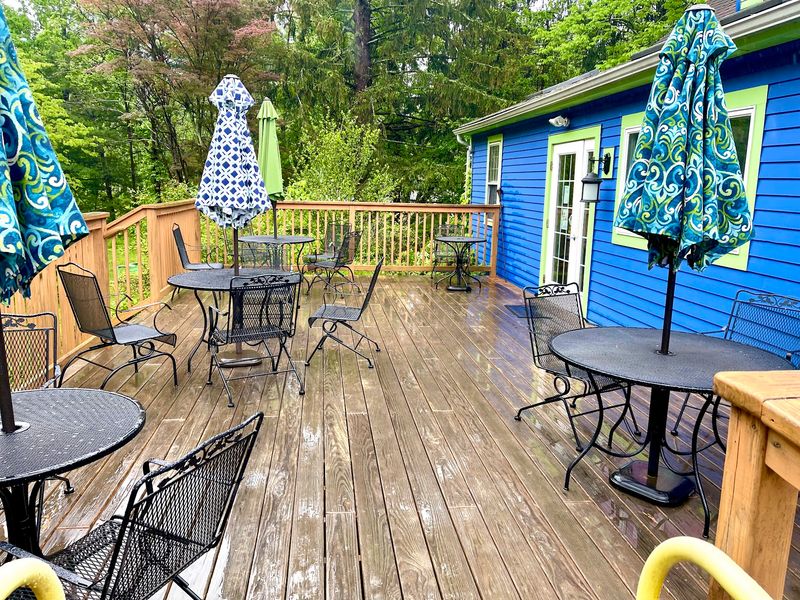 Outdoor Tables Offer a Quieter Kind of Cozy