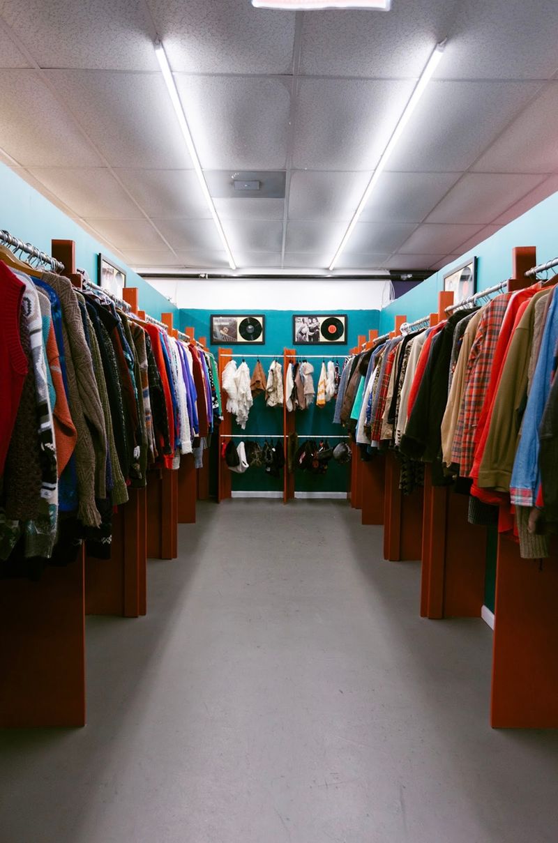 2W Thrift Store