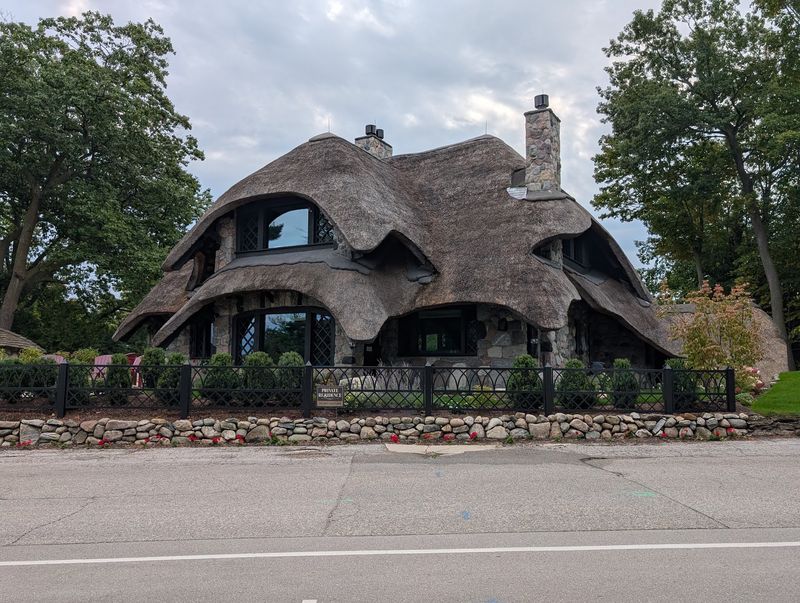 The Self-Taught Dreamer Behind Every Curvy Roof