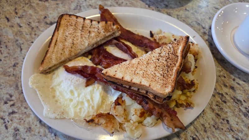 Early Birds And Holiday Diners Both Win Big Here