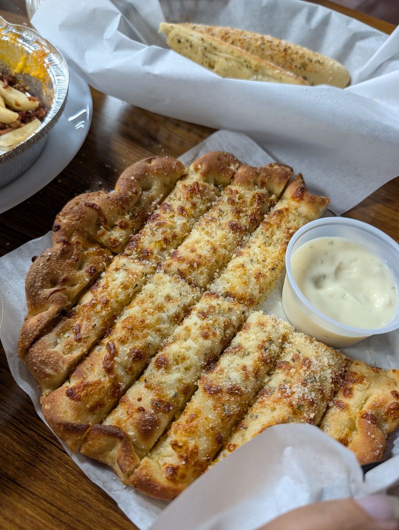 Donna D's Family Pizza - Ashland