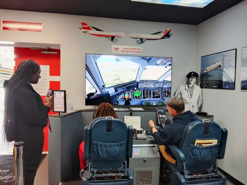 Flight Simulators That Spark Little Pilots