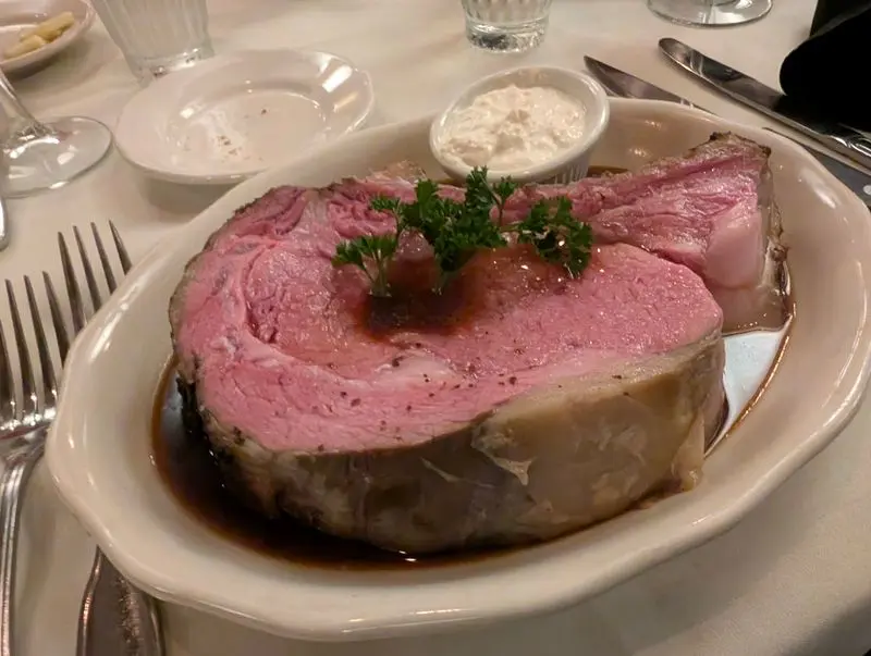 The Prime Rib Everyone Comes Back For