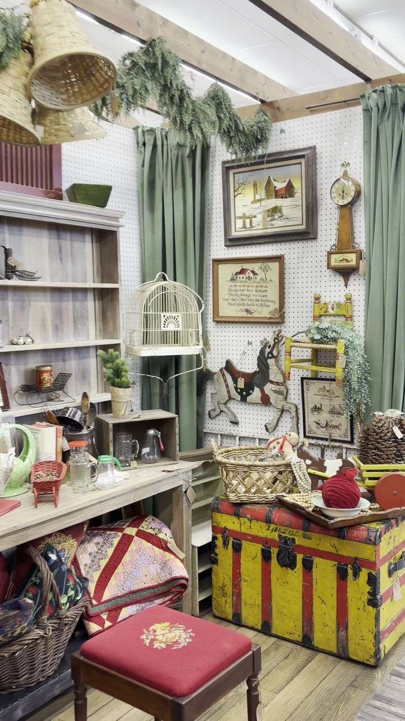 Old Meets New In The Home Decor Booths
