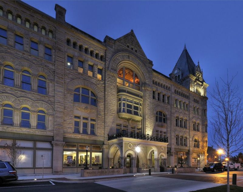 Piqua Public Library in Fort Piqua Plaza