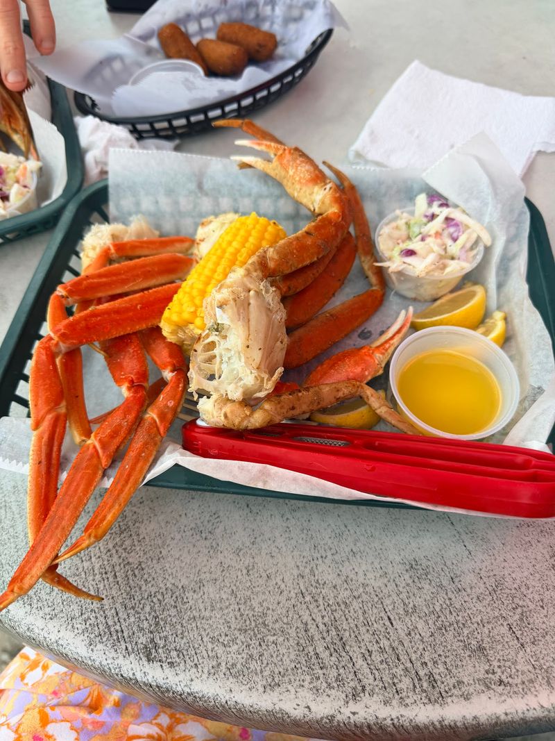 Steamed Shellfish and Seafood Boils Worth Slowing Down For
