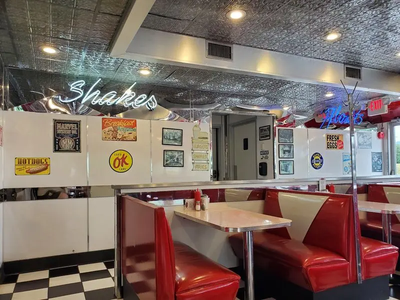 Pine Grove Diner