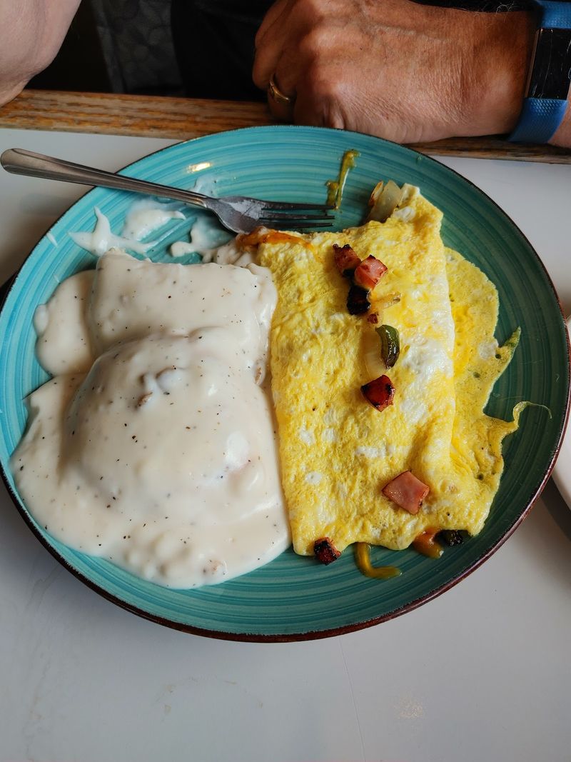 Try a Three-Egg Omelet Loaded With Flavor