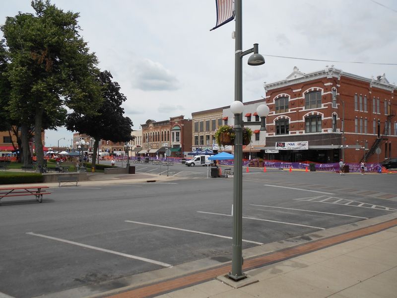 Explore Downtown Oskaloosa After Browsing