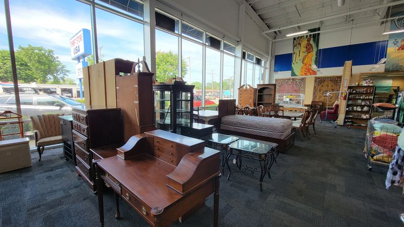 Thrift Store USA